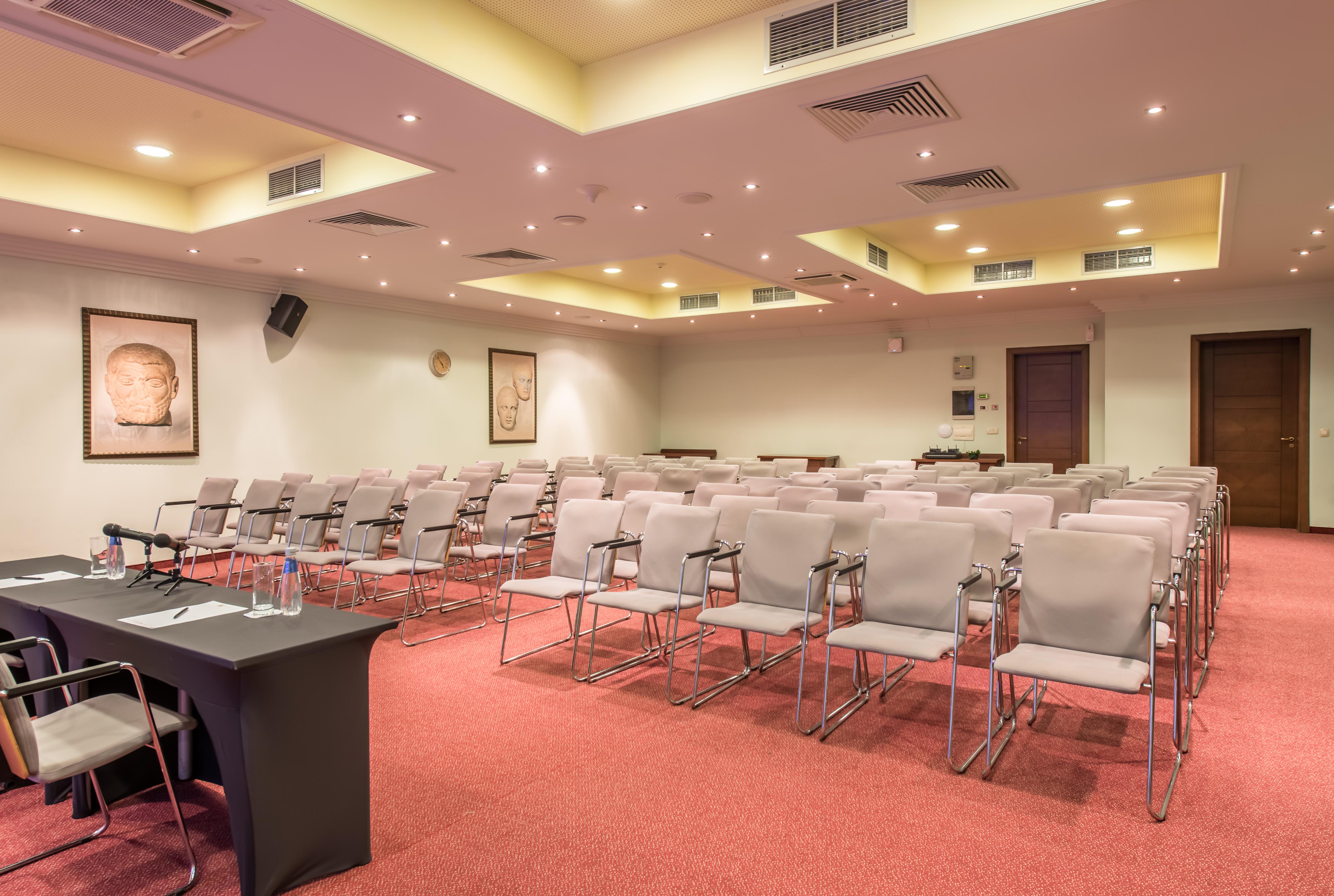 Arena Di Serdica Hotel 5*