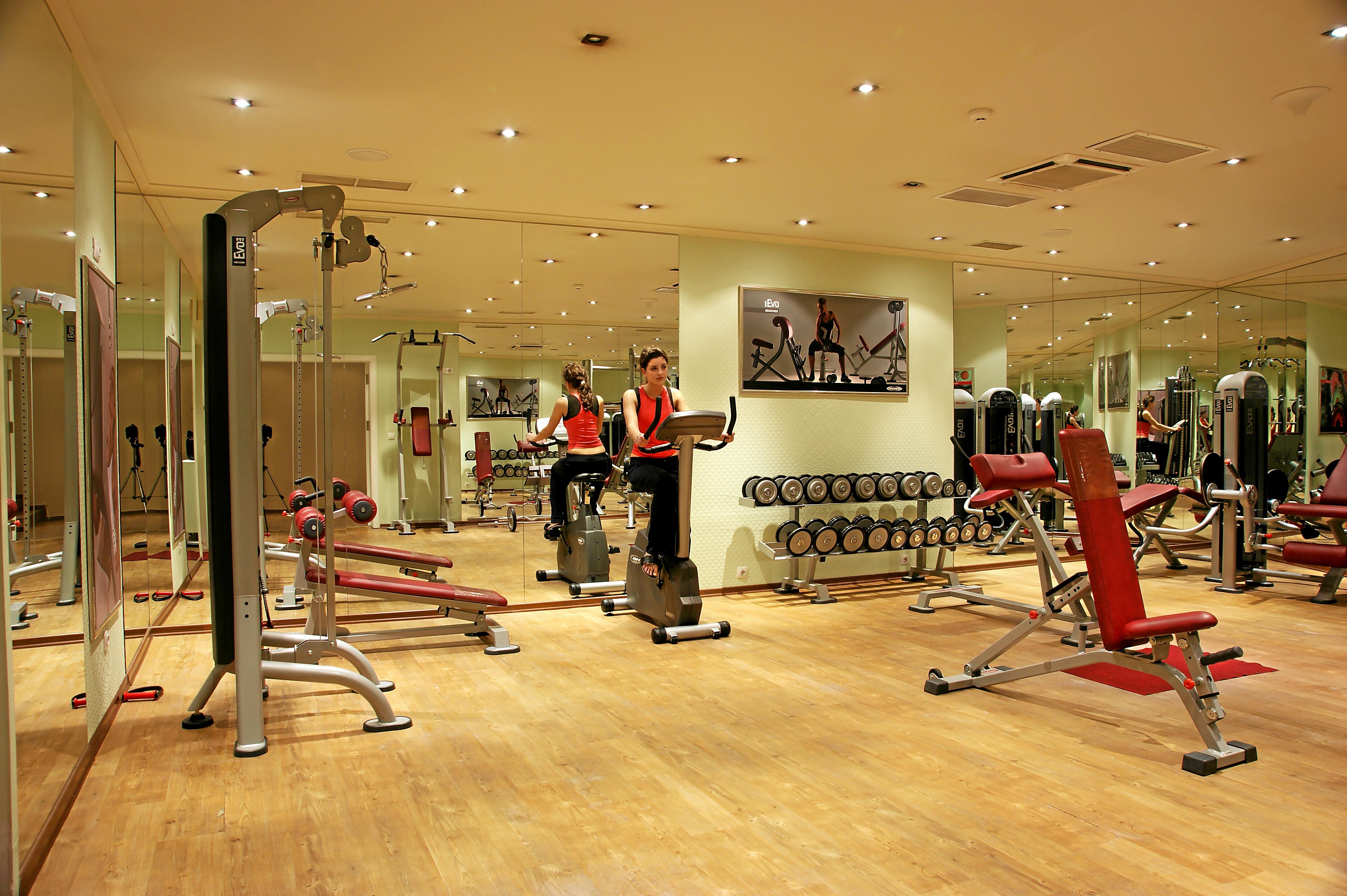 Hotel Arena Di Serdica 5*